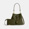 Torba typu bucket Rowan z Signature Canvas