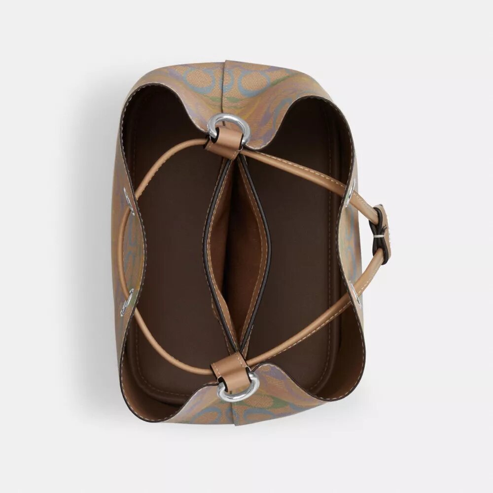 Torba typu bucket Rowan z Signature Canvas Rainbow