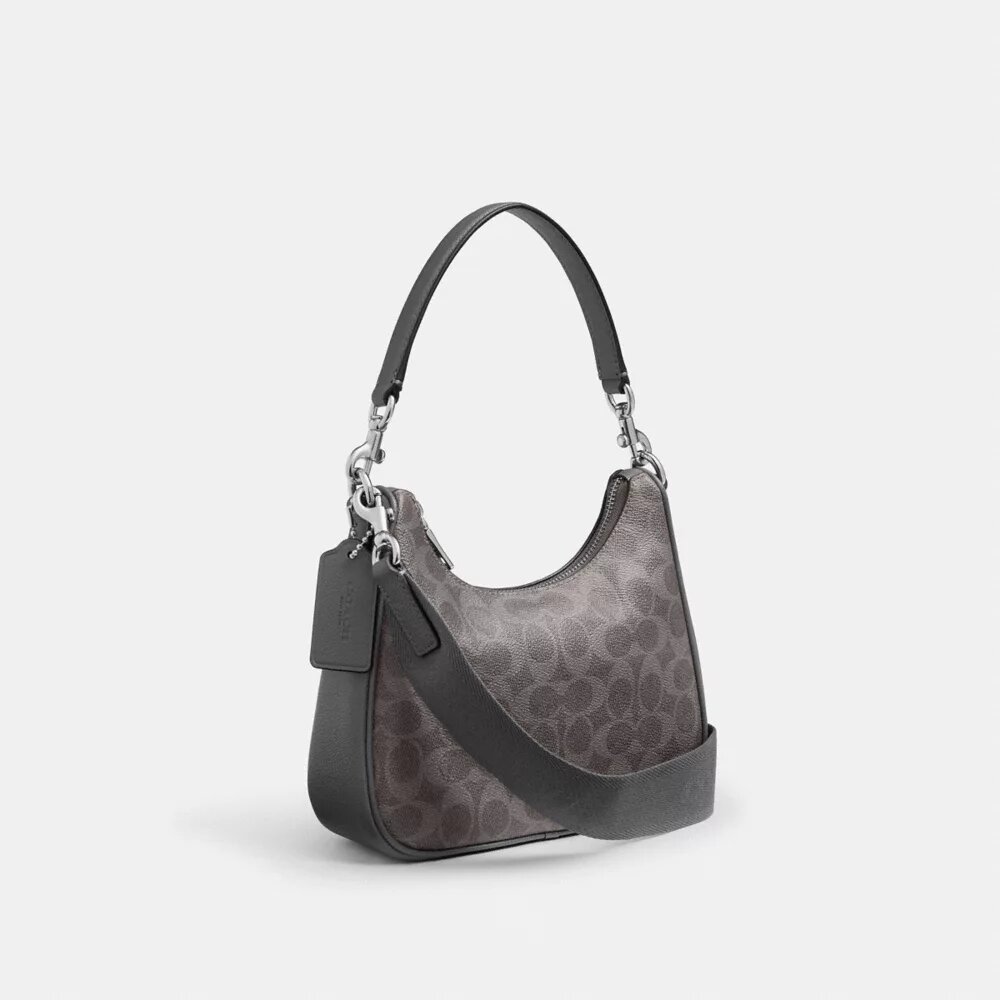 Torba typu hobo Nolan z Signature Canvas