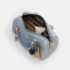 Torba typu satchel Rowan z postarzanego dżinsu z zawieszkami