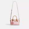 Torba typu satchel Rowan z Signature Canvas z zawieszkami