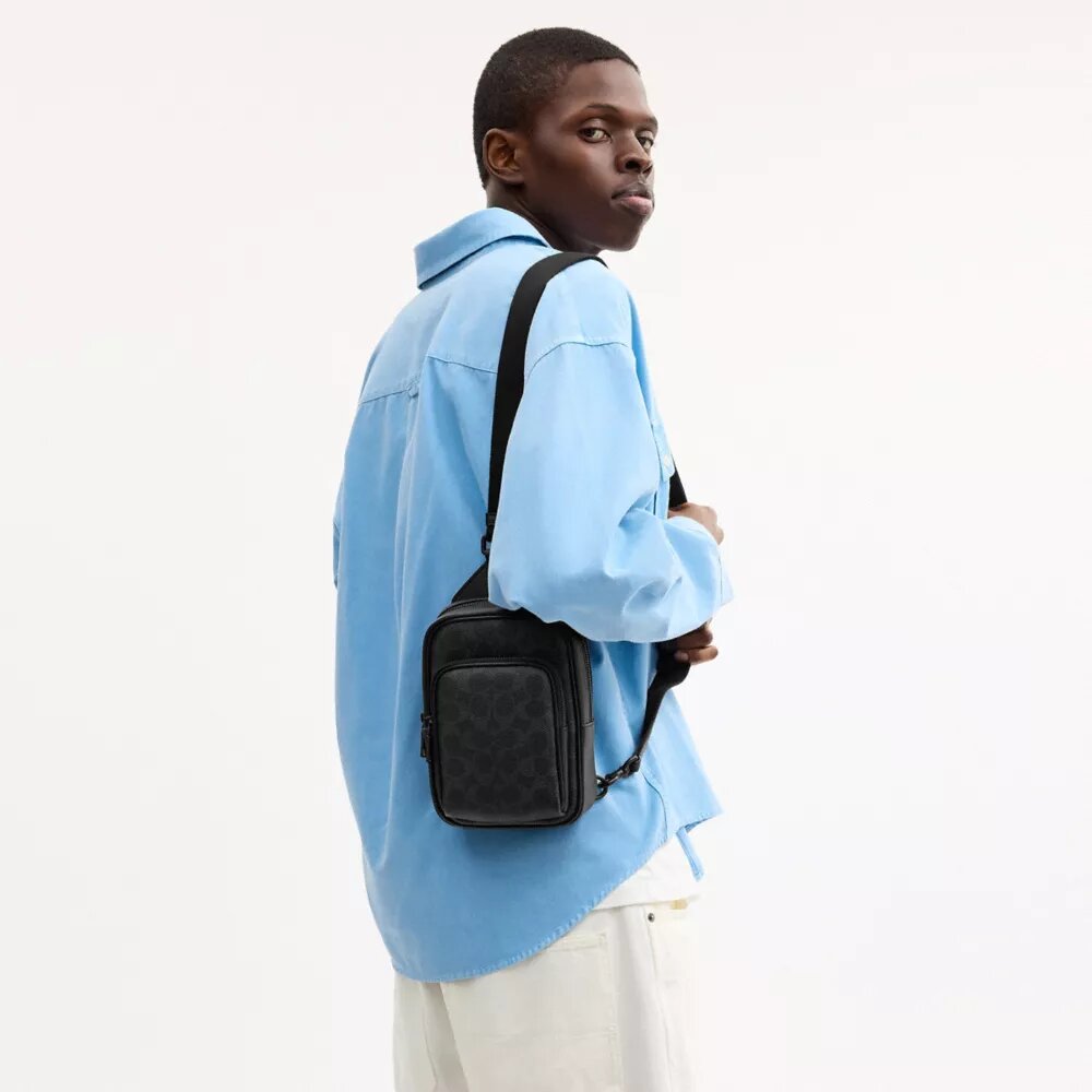 Torba typu sling „Racer” z Signature Canvas