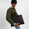 Torba Wesley