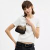Torebka crossbody Teri Mini z Signature Canvas w stylu ombre