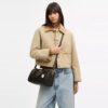 Torebka typu satchel Rowan z Signature Canvas z zawieszkami